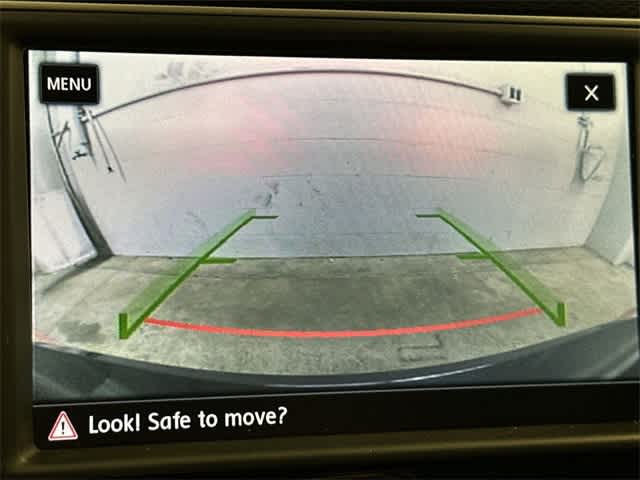 Thumbnail: 2017 Volkswagen Golf - 11