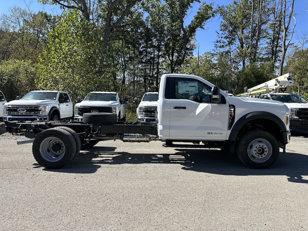 New 2026 Ford Super Duty F-600 DRW  Truck