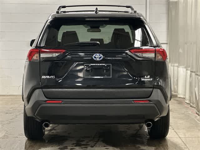 Thumbnail: 2021 Toyota RAV4 - 4