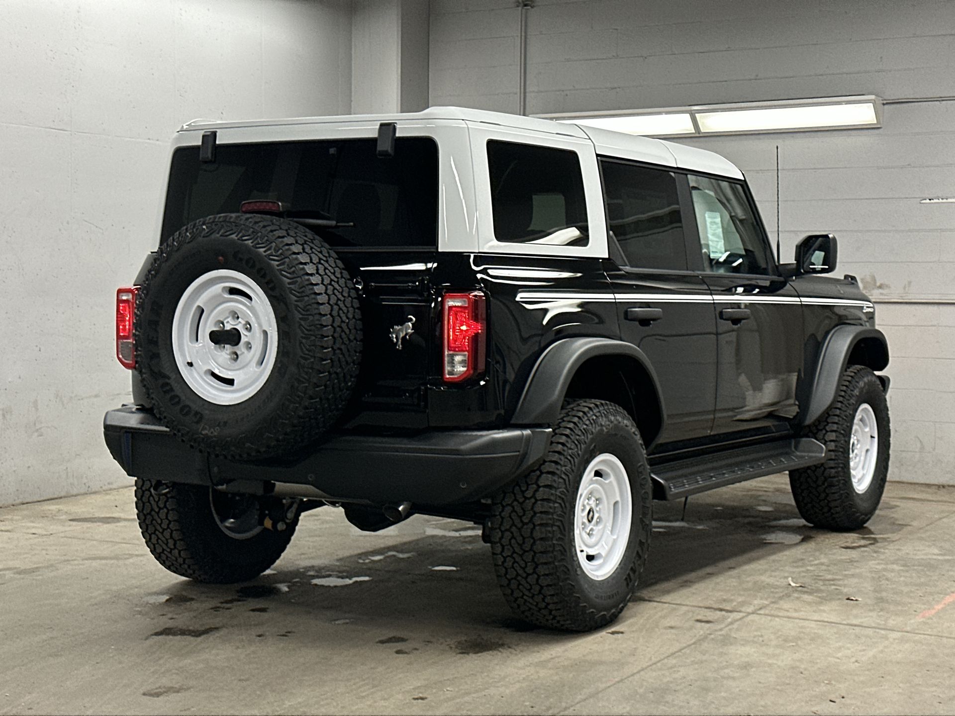 Thumbnail: 2026 Ford Bronco - 31