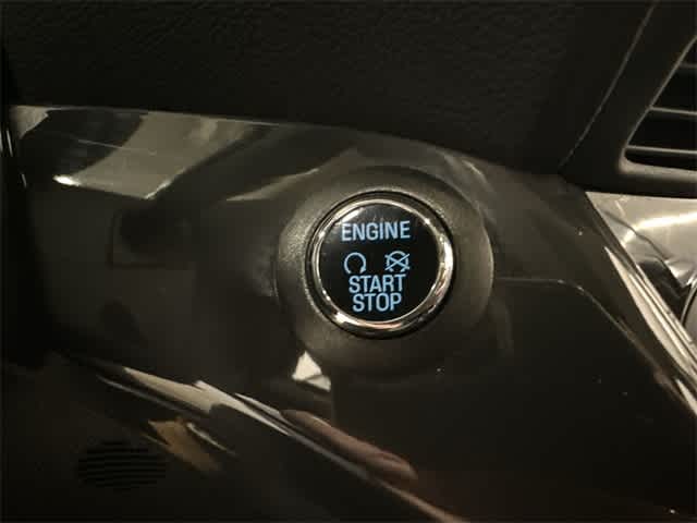 Thumbnail: 2016 Ford Escape - 10