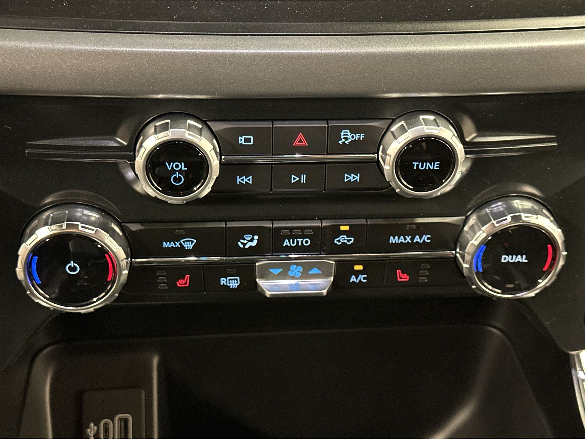 Thumbnail: 2025 Ford F-150 - 15