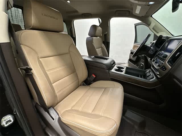 Thumbnail: 2019 GMC Sierra 3500 - 21