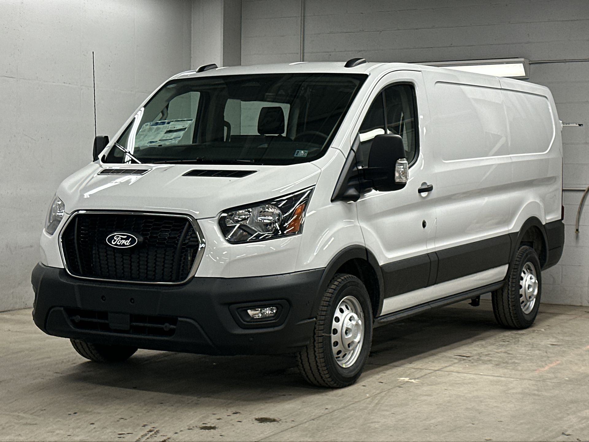 Thumbnail: 2026 Ford Transit Series - 1