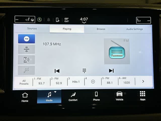 Thumbnail: 2023 Chrysler Pacifica - 11