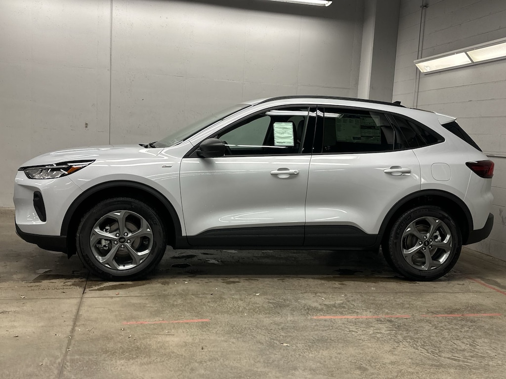 New 2026 Ford Escape ST-Line SUV