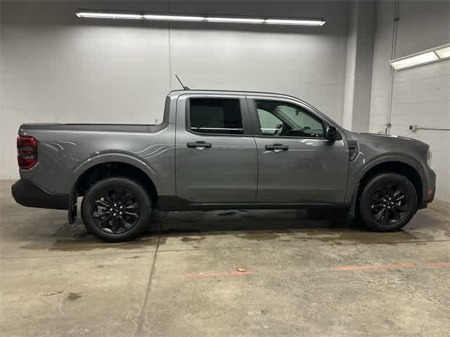 2023 Ford Maverick XLT photo 3