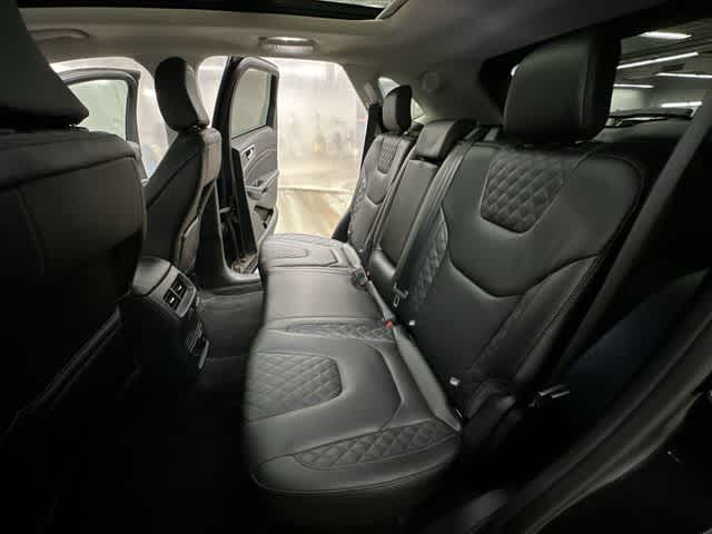 Thumbnail: 2024 Ford Edge - 20