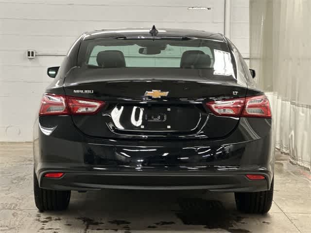 Thumbnail: 2024 Chevrolet Malibu - 4