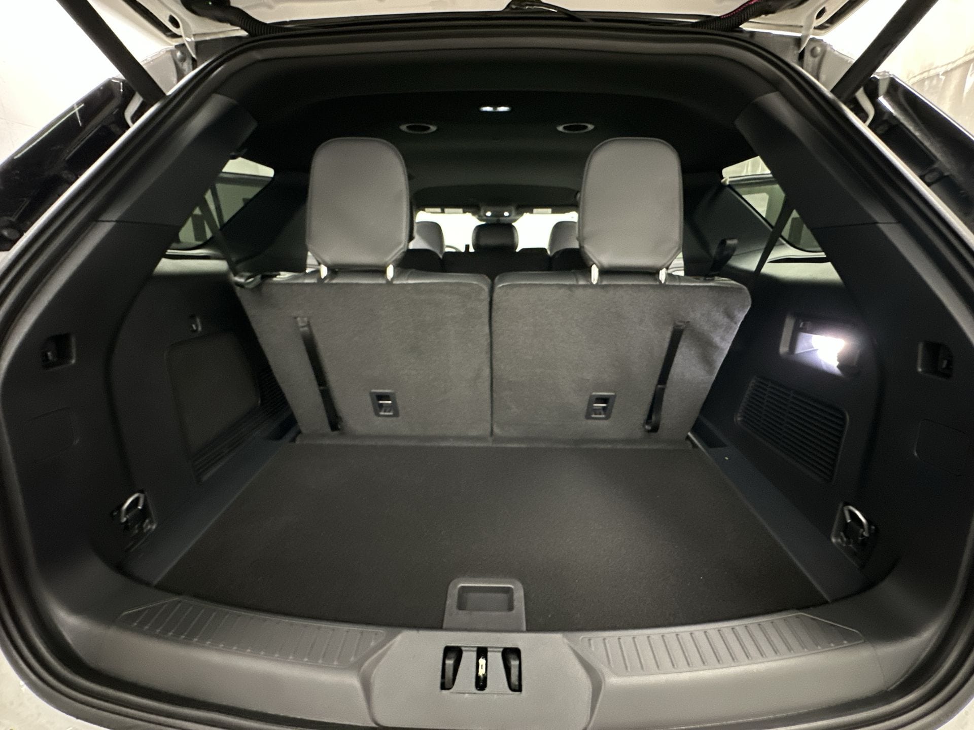 Thumbnail: 2026 Ford Explorer - 24