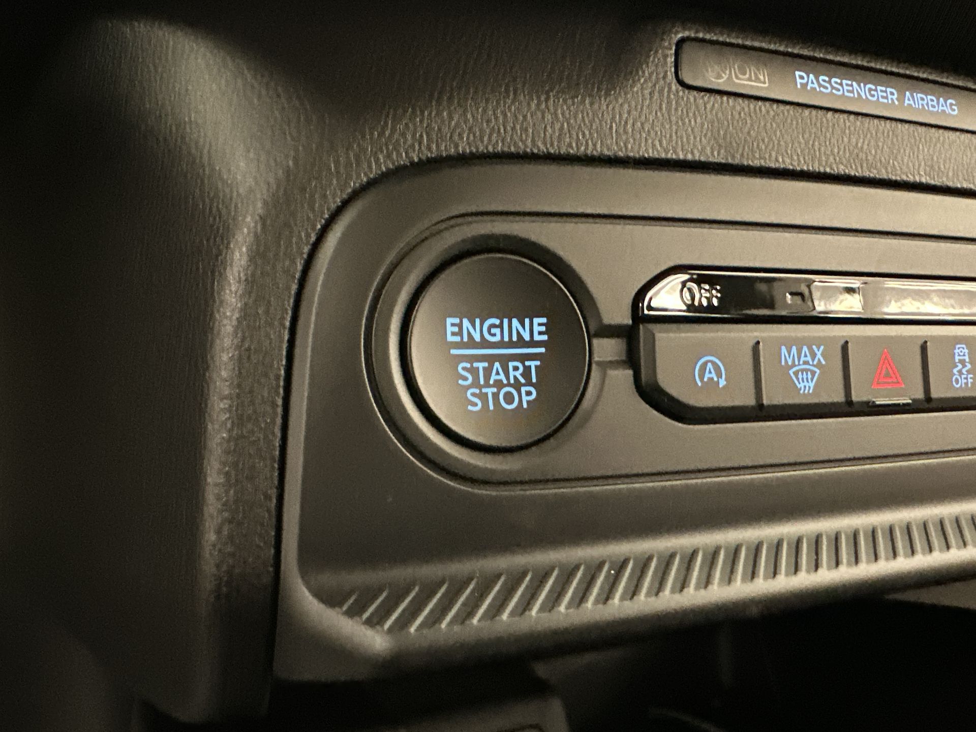 Thumbnail: 2025 Ford Bronco Sport - 11