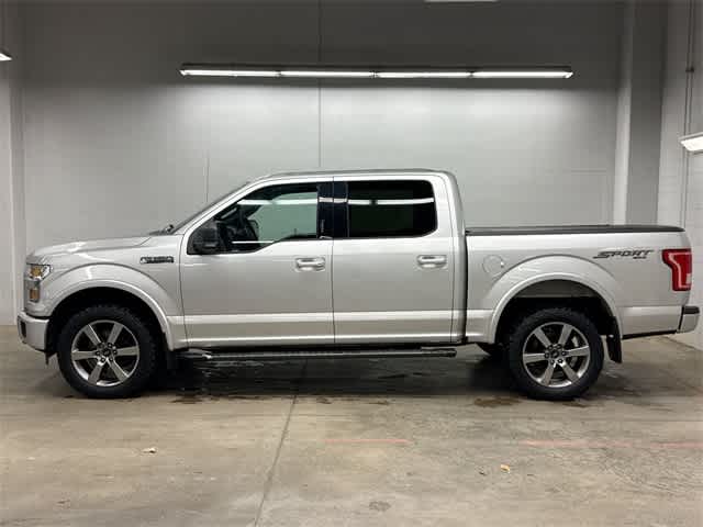 2015 Ford F-150 XLT photo 2