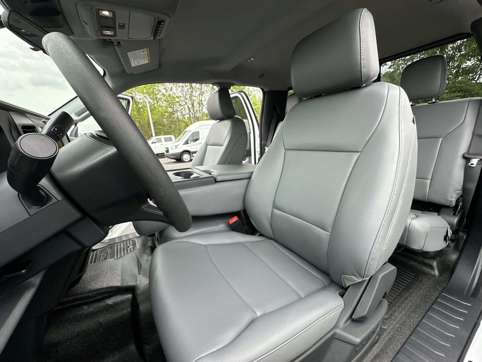 Thumbnail: 2025 Ford Econoline - 13