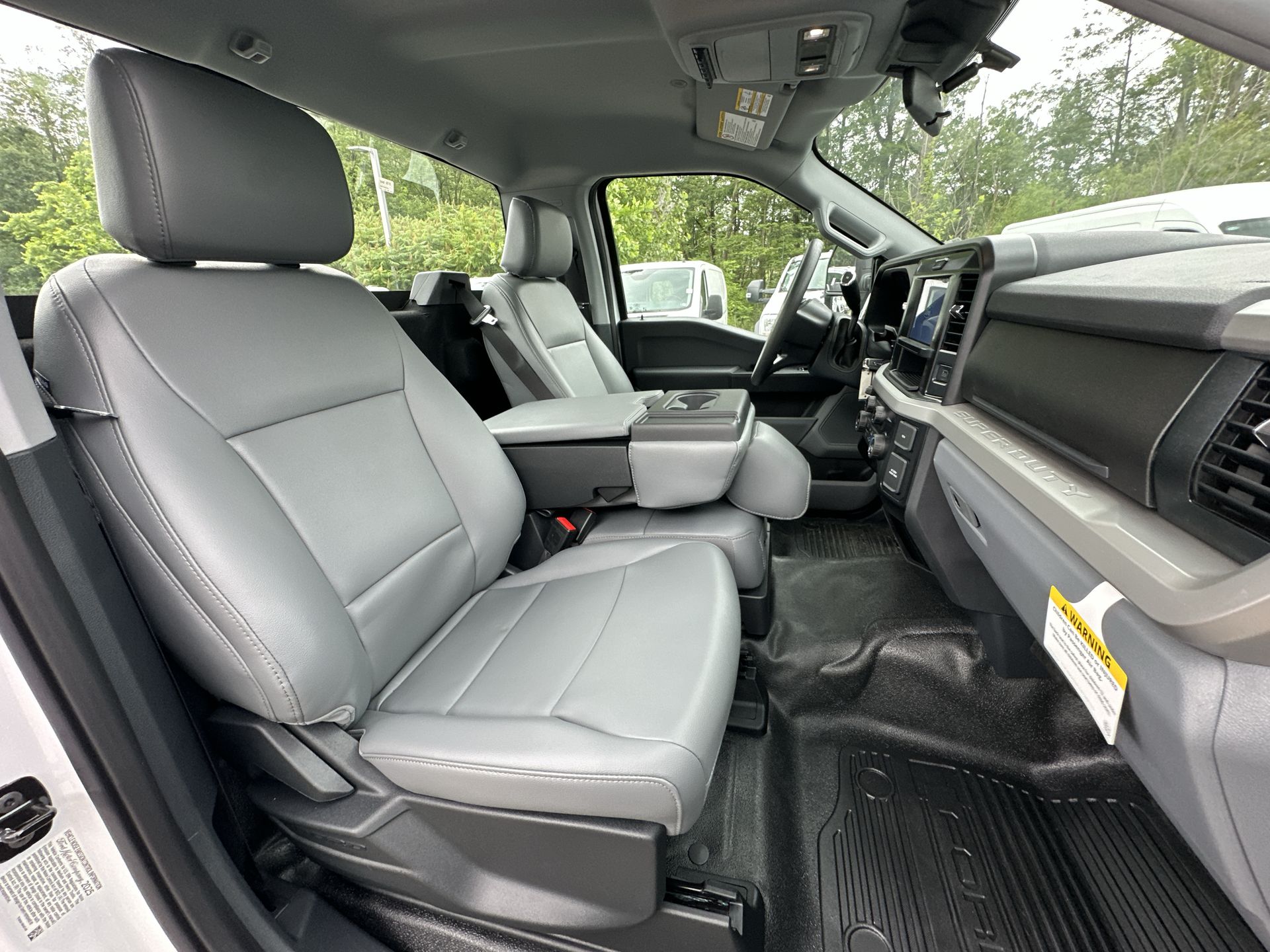 Thumbnail: 2025 Ford  - 18