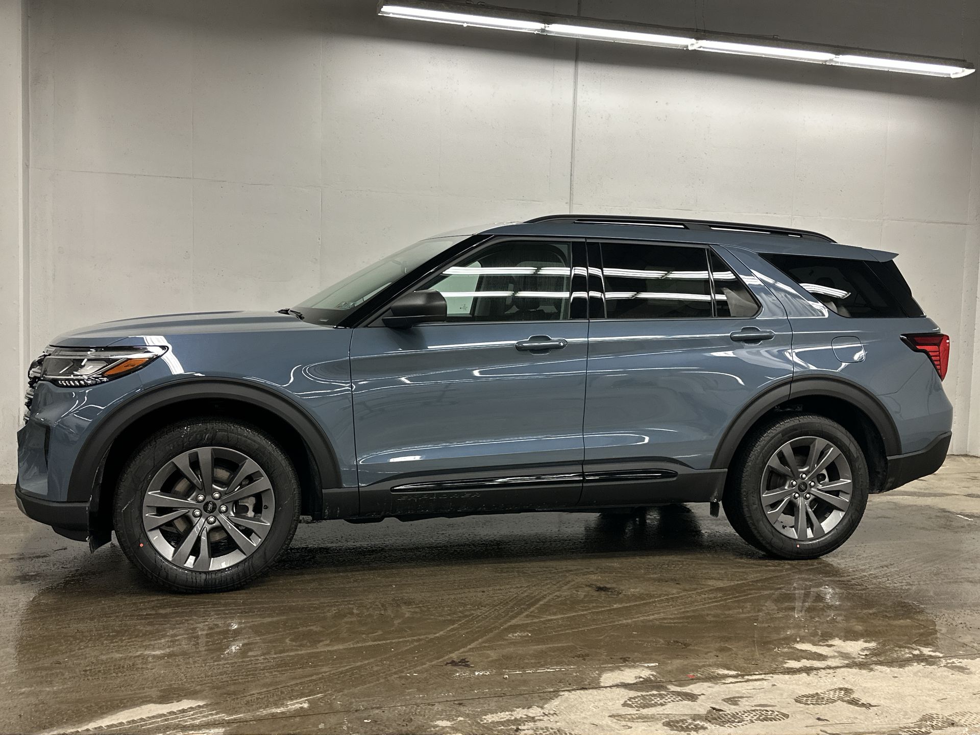 Thumbnail: 2026 Ford Explorer - 2