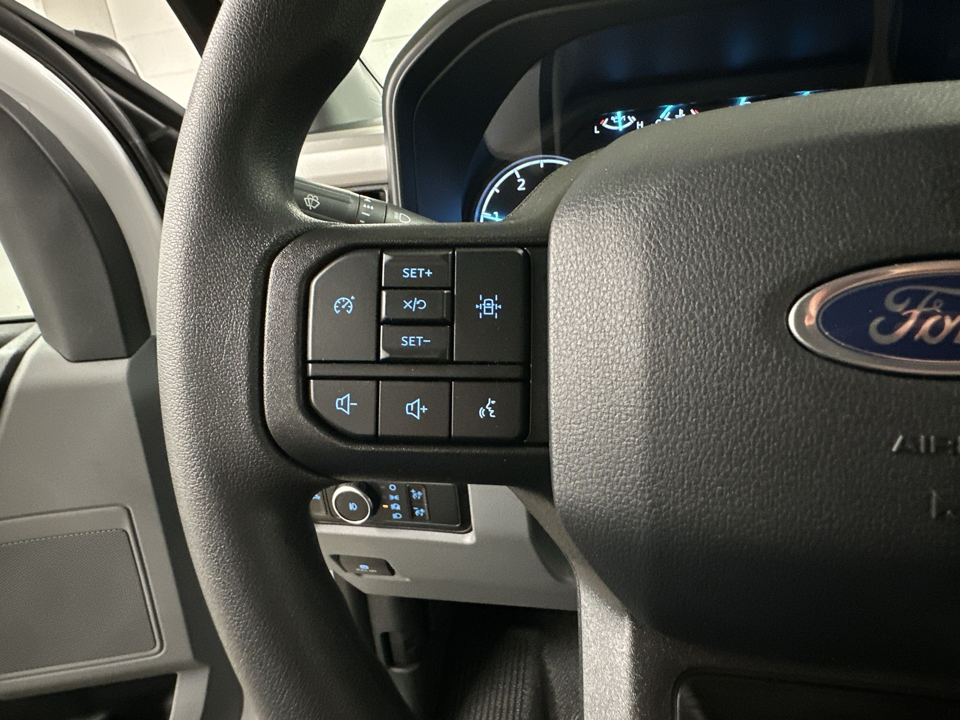 Thumbnail: 2026 Ford Econoline - 8