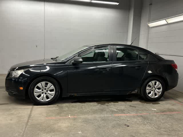 Thumbnail: 2014 Chevrolet Cruze - 2