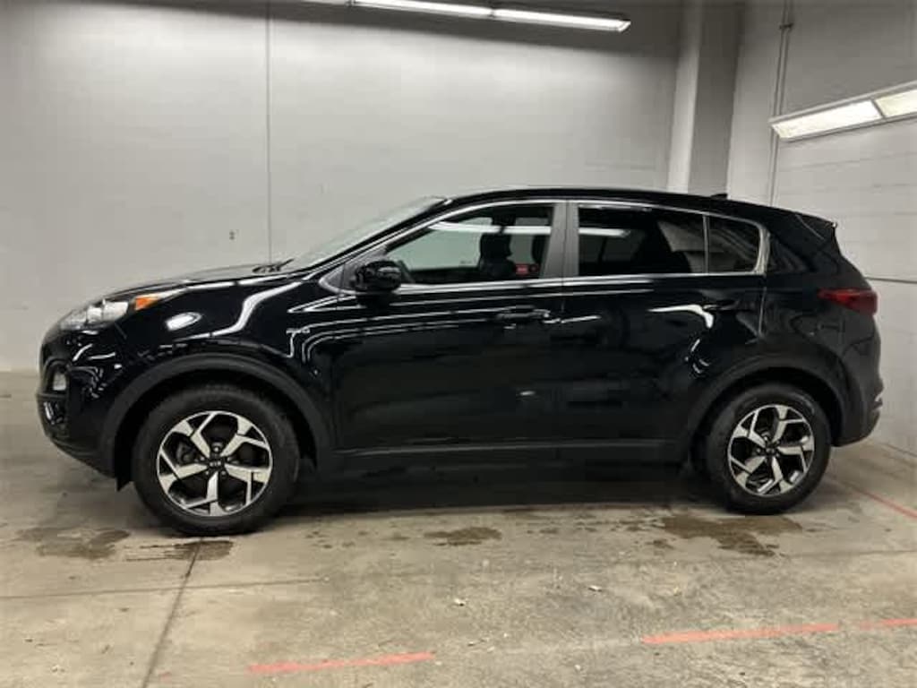Certified 2022 Kia Sportage LX SUV