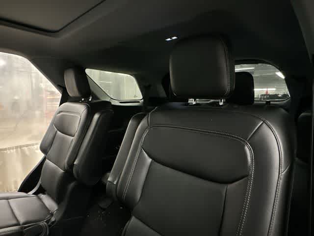 Thumbnail: 2022 Ford Explorer - 18