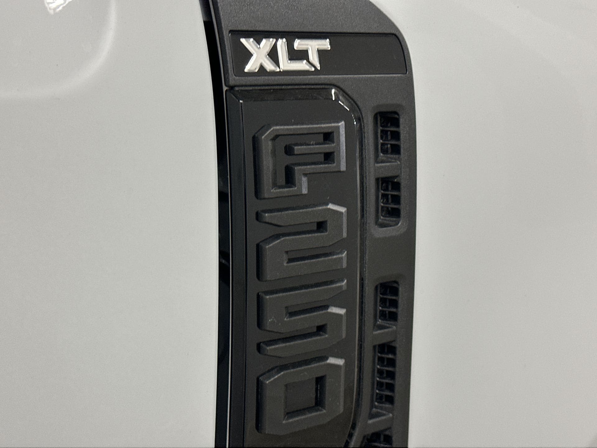 Thumbnail: 2026 Ford Econoline - 29