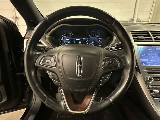 Thumbnail: 2020 Lincoln MKZ - 8