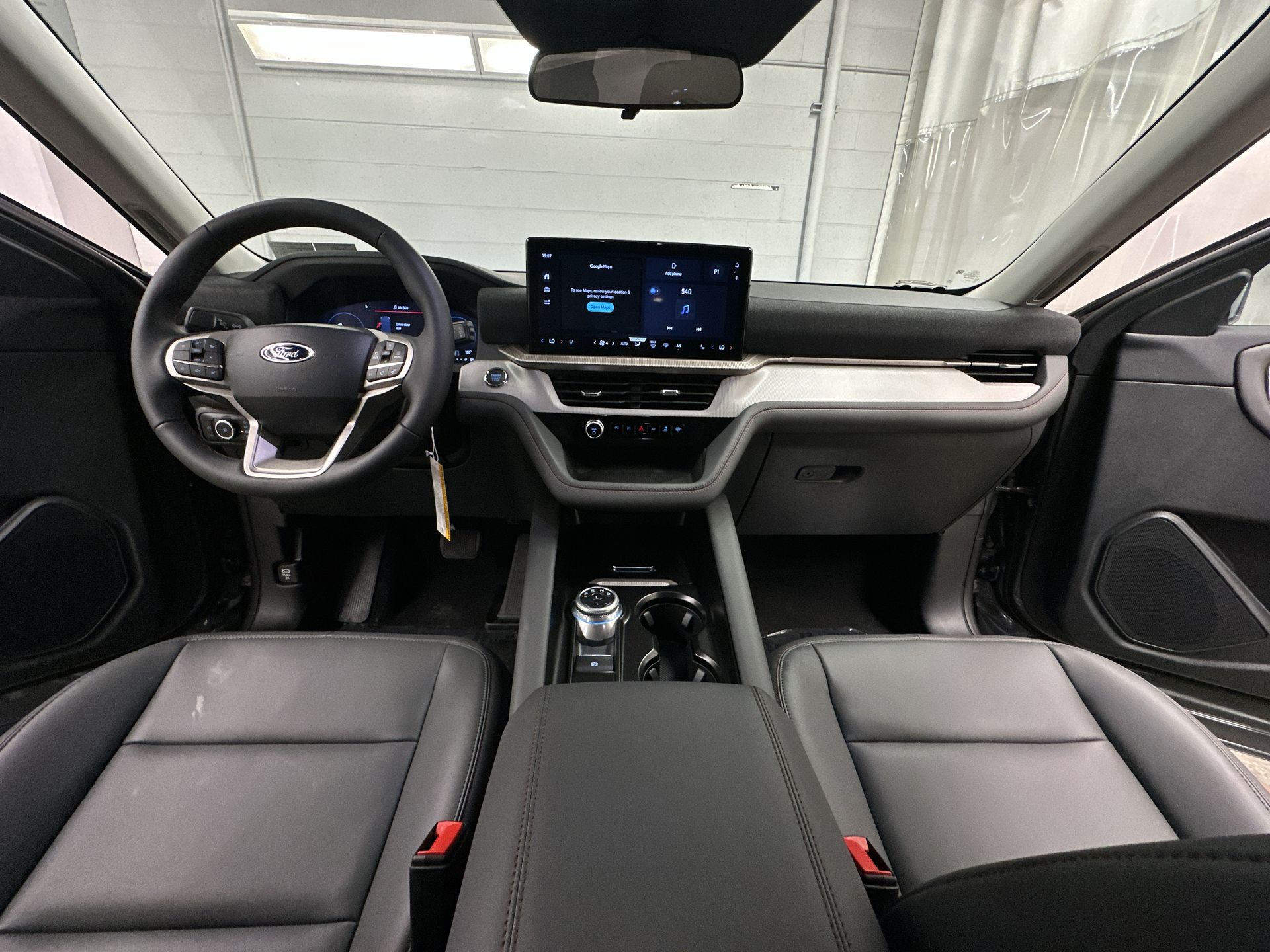 Thumbnail: 2025 Ford Explorer - 20