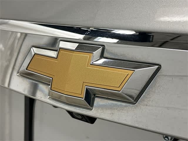 Thumbnail: 2014 Chevrolet Traverse - 26
