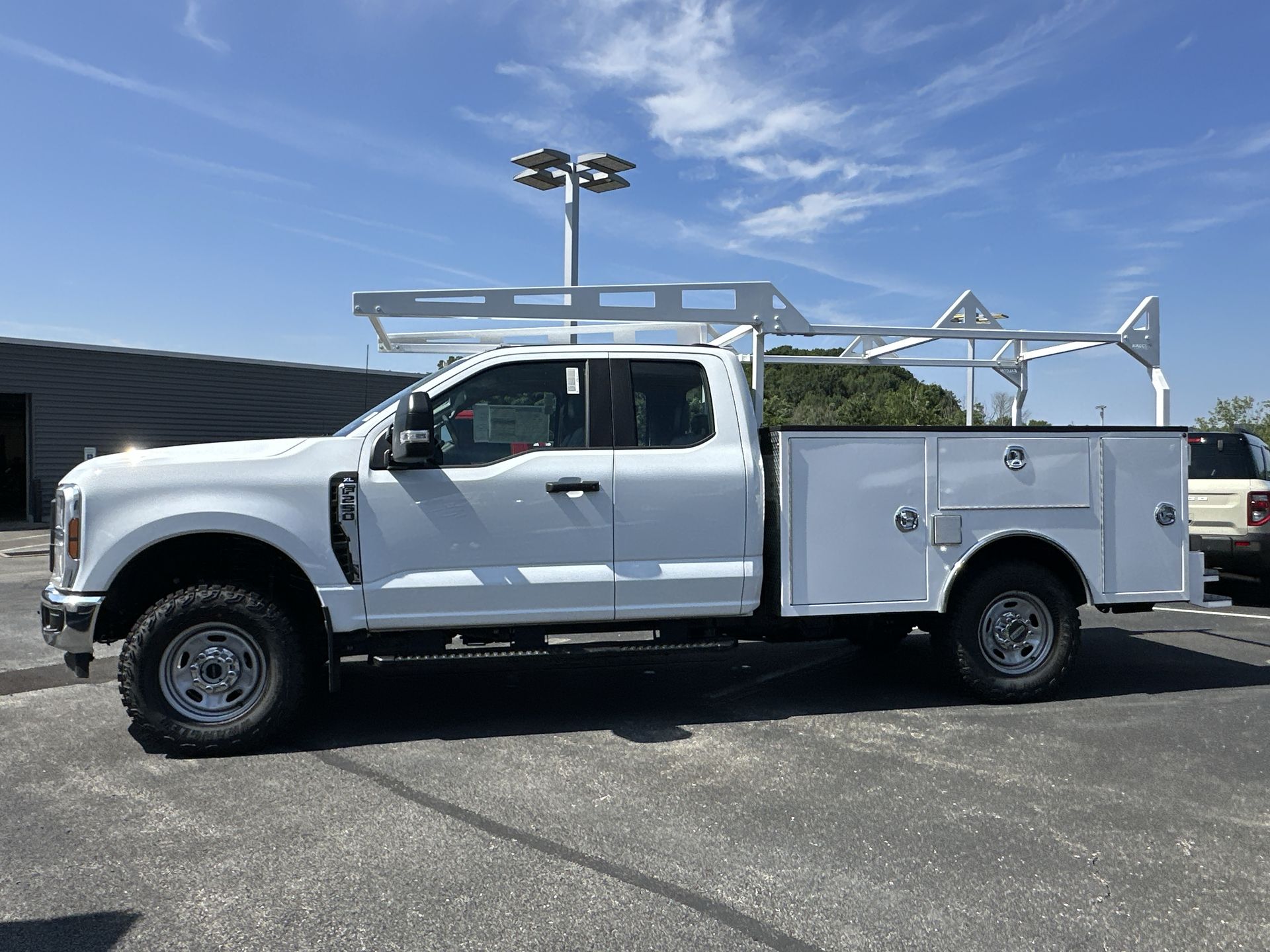 2025 Ford F-250 XL photo 2