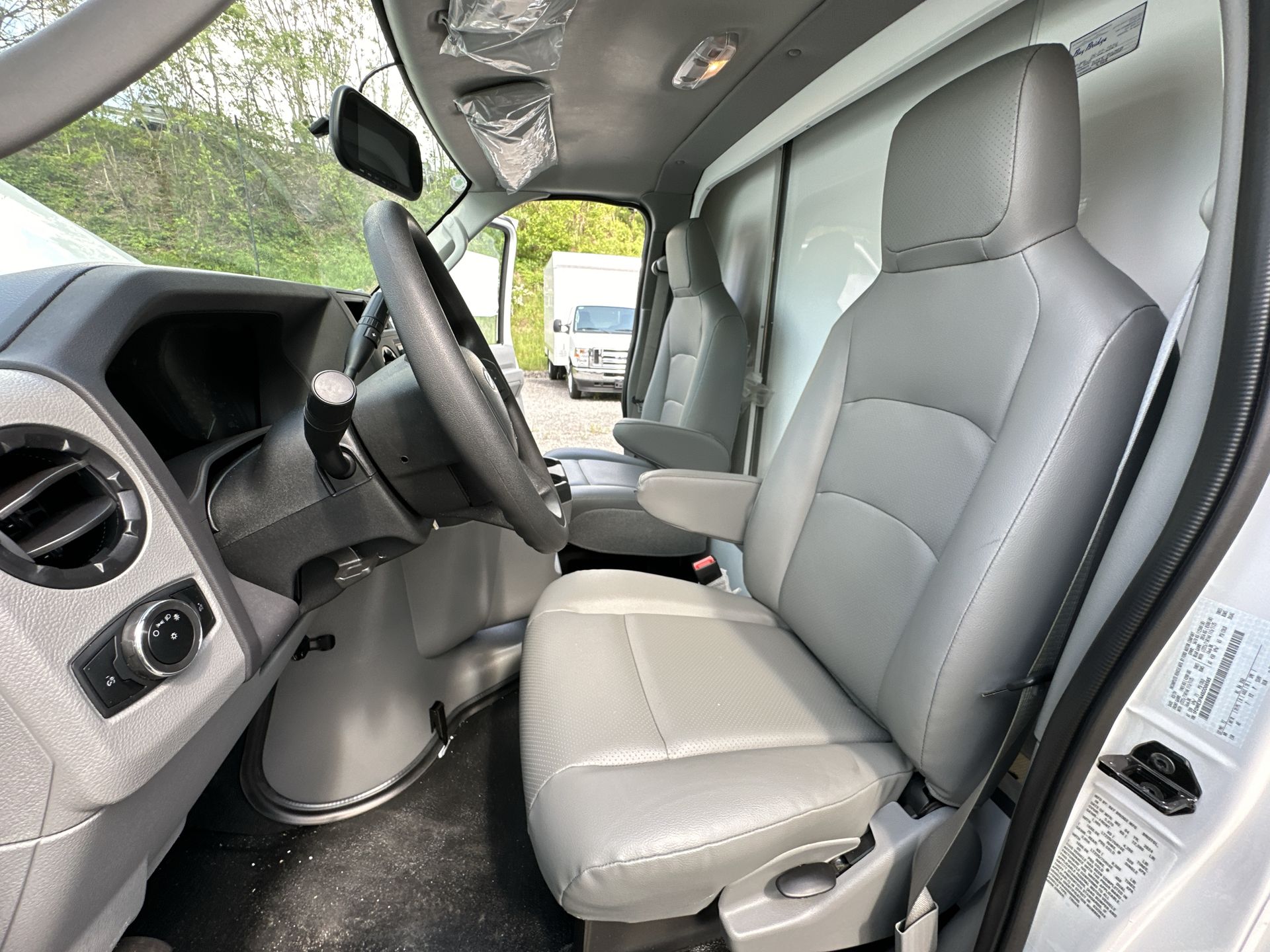 Thumbnail: 2025 Ford Econoline - 14