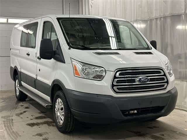 Thumbnail: 2018 Ford Transit Series - 17
