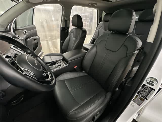 Thumbnail: 2022 Kia Sorento - 19