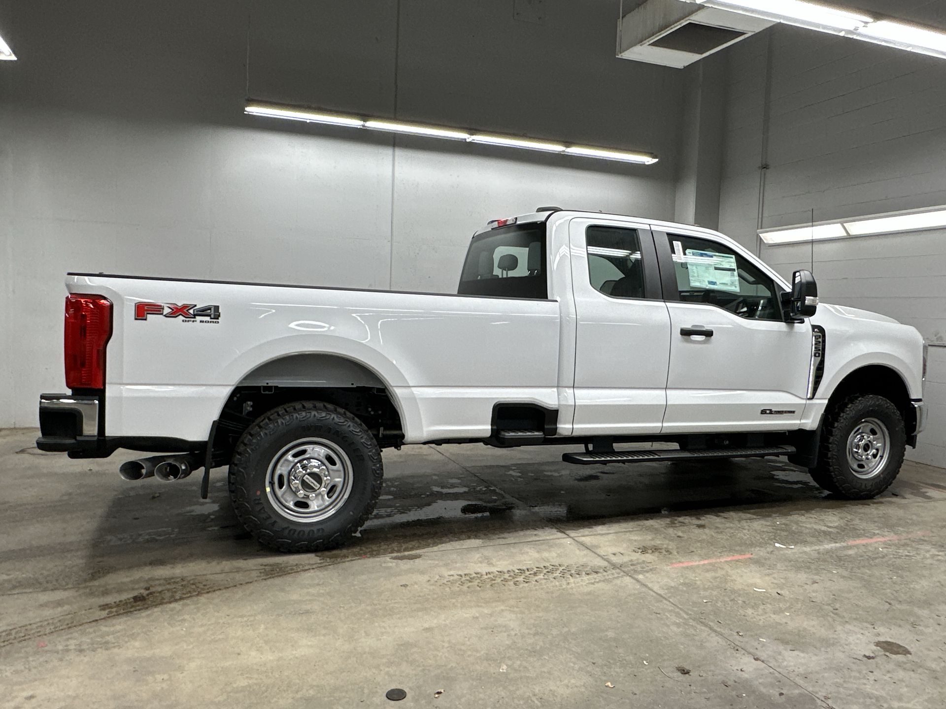 Thumbnail: 2026 Ford Econoline - 3