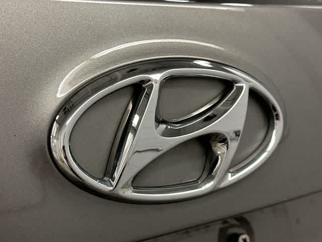 Thumbnail: 2014 Hyundai Santa Fe - 28