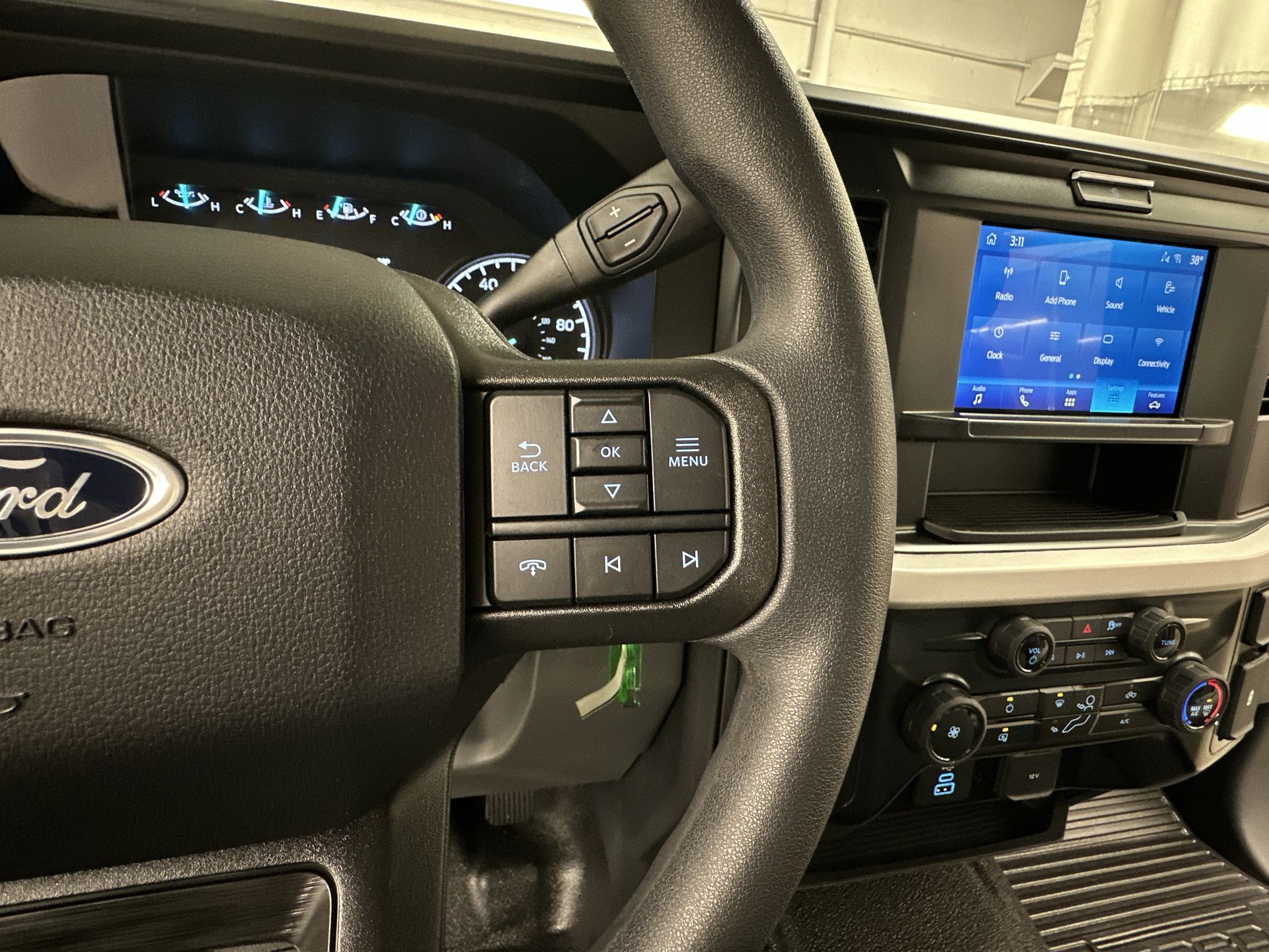 Thumbnail: 2026 Ford Econoline - 9