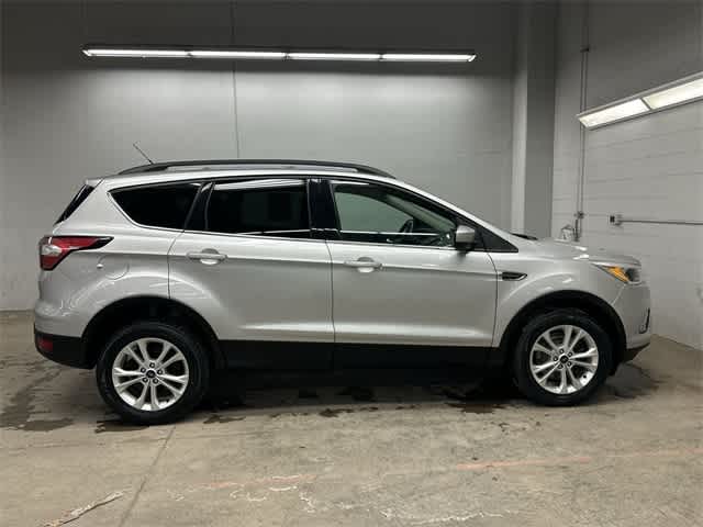 Thumbnail: 2018 Ford Escape - 3
