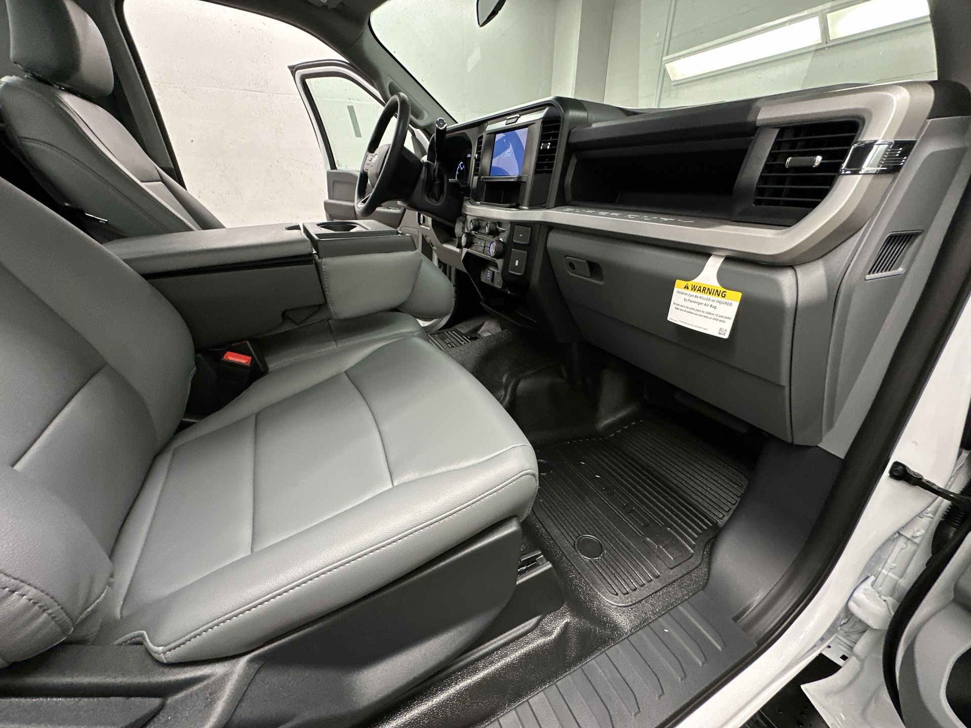 Thumbnail: 2026 Ford Econoline - 17