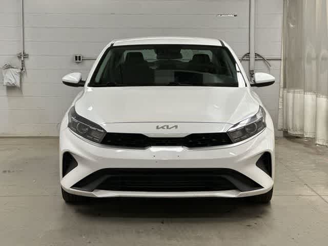 Thumbnail: 2022 Kia Forte - 26