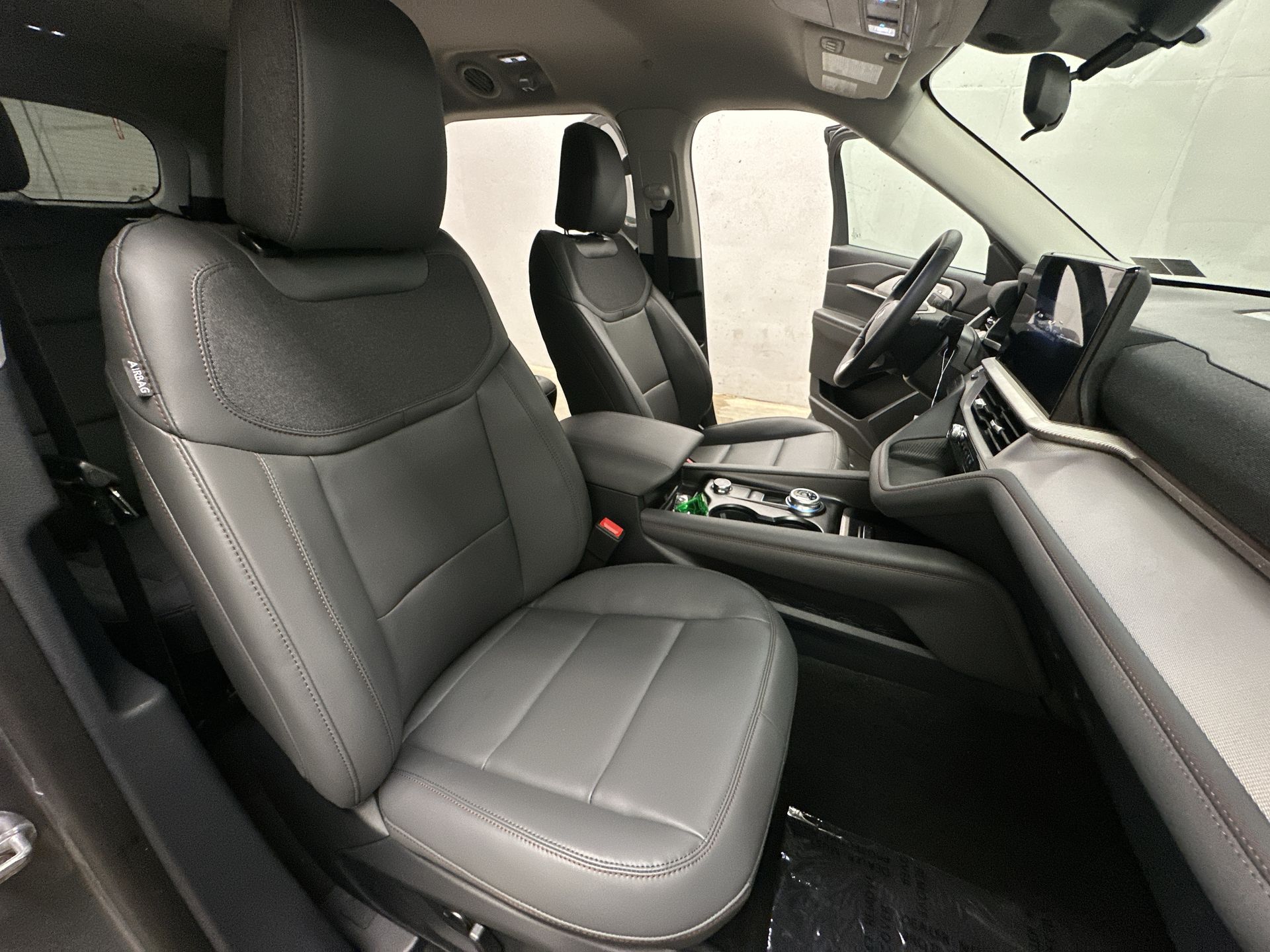 Thumbnail: 2025 Ford Explorer - 22