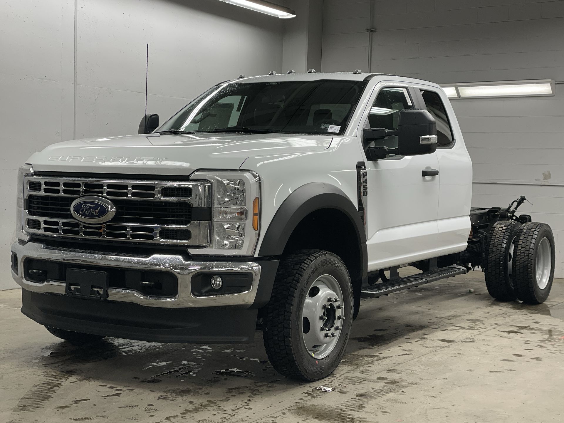 2024 Ford Econoline E-450 -
                  Zelienople, PA