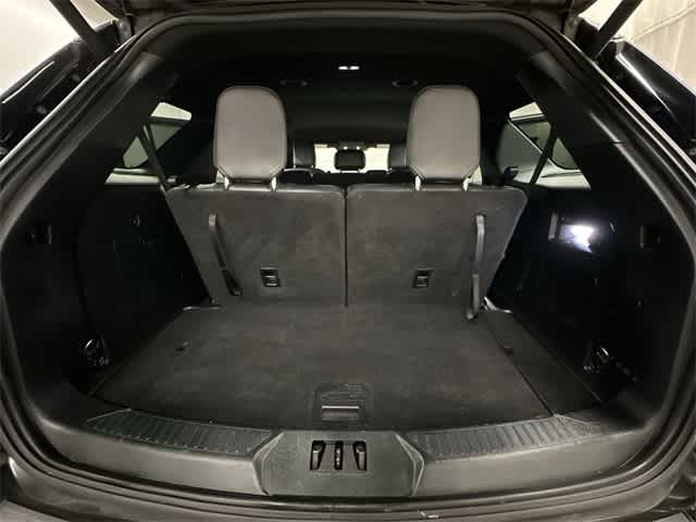 Thumbnail: 2020 Ford Explorer - 25