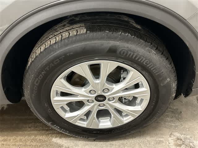 Thumbnail: 2025 Ford Escape - 5