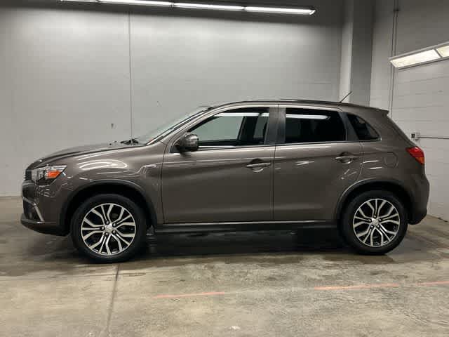 Thumbnail: 2016 Mitsubishi Outlander Sport - 2
