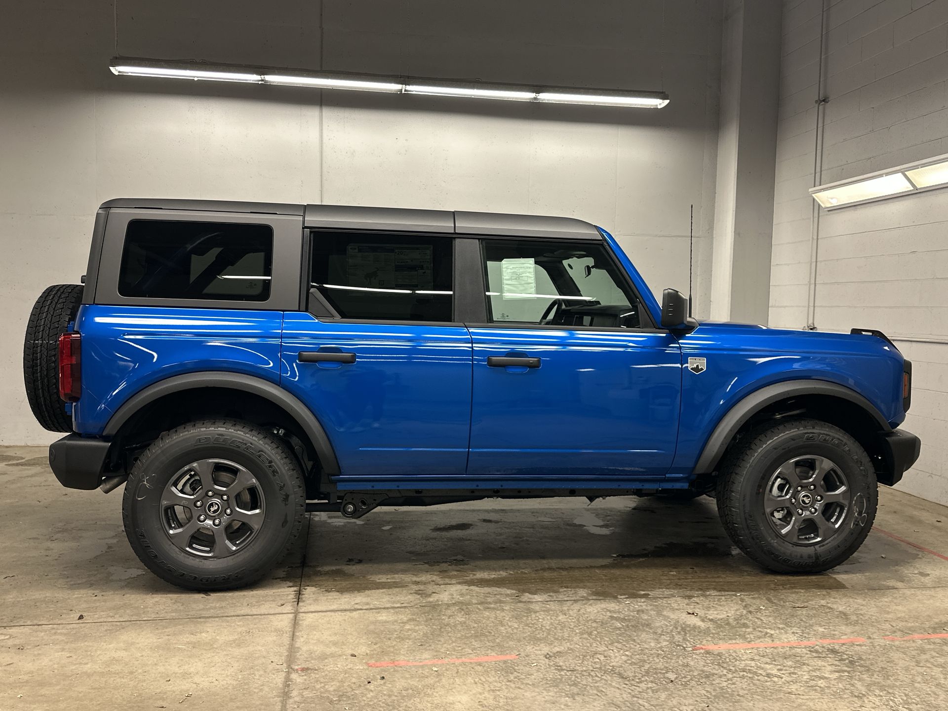 Thumbnail: 2025 Ford Bronco - 3