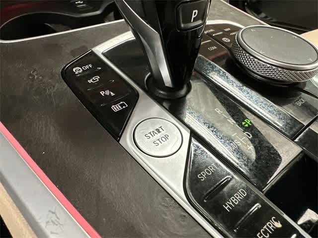 Thumbnail: 2022 BMW X5 - 11