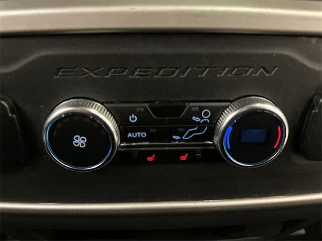 Thumbnail: 2022 Ford Expedition - 21