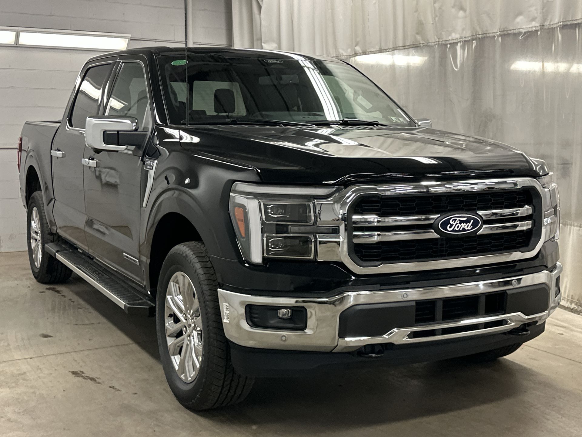 Thumbnail: 2025 Ford F-150 - 32