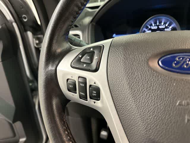 Thumbnail: 2015 Ford Explorer - 8