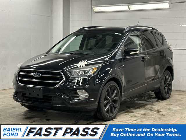 2017 Ford Escape Titanium's photo