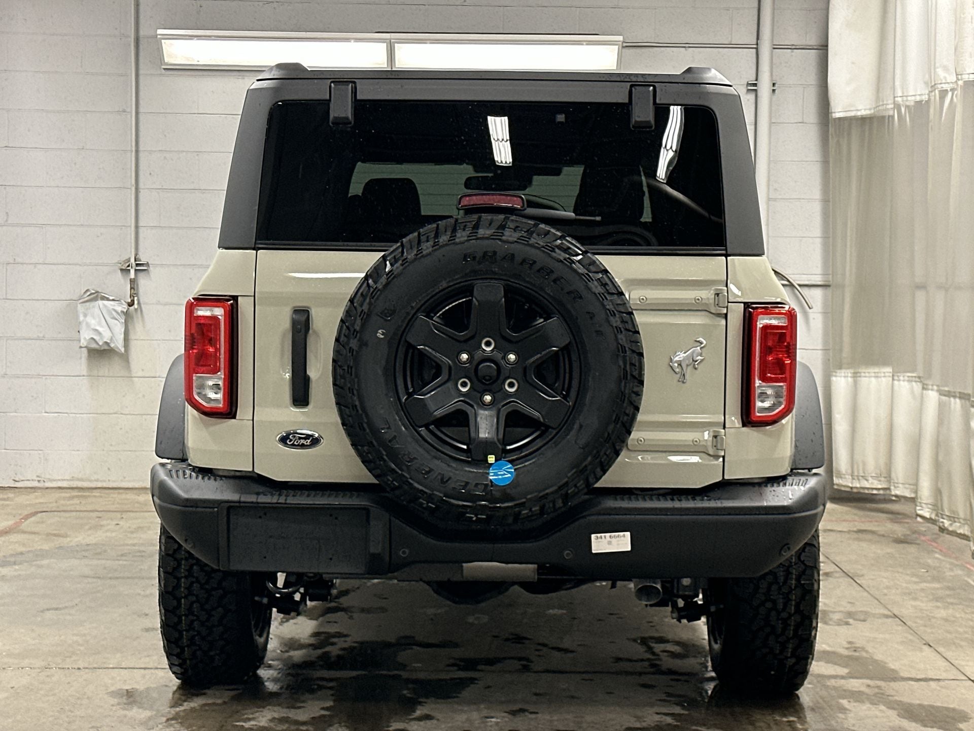 Thumbnail: 2025 Ford Bronco - 4