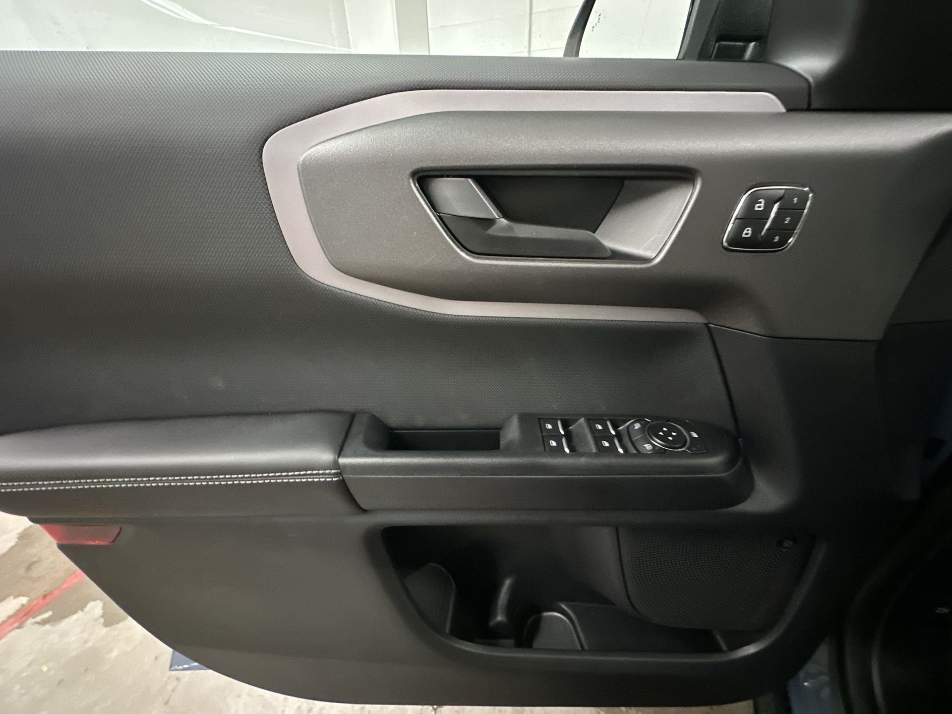 Thumbnail: 2025 Ford Bronco Sport - 19